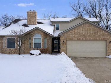 352 Cherry Hill Pointe Drive, CANTON, MI 48187