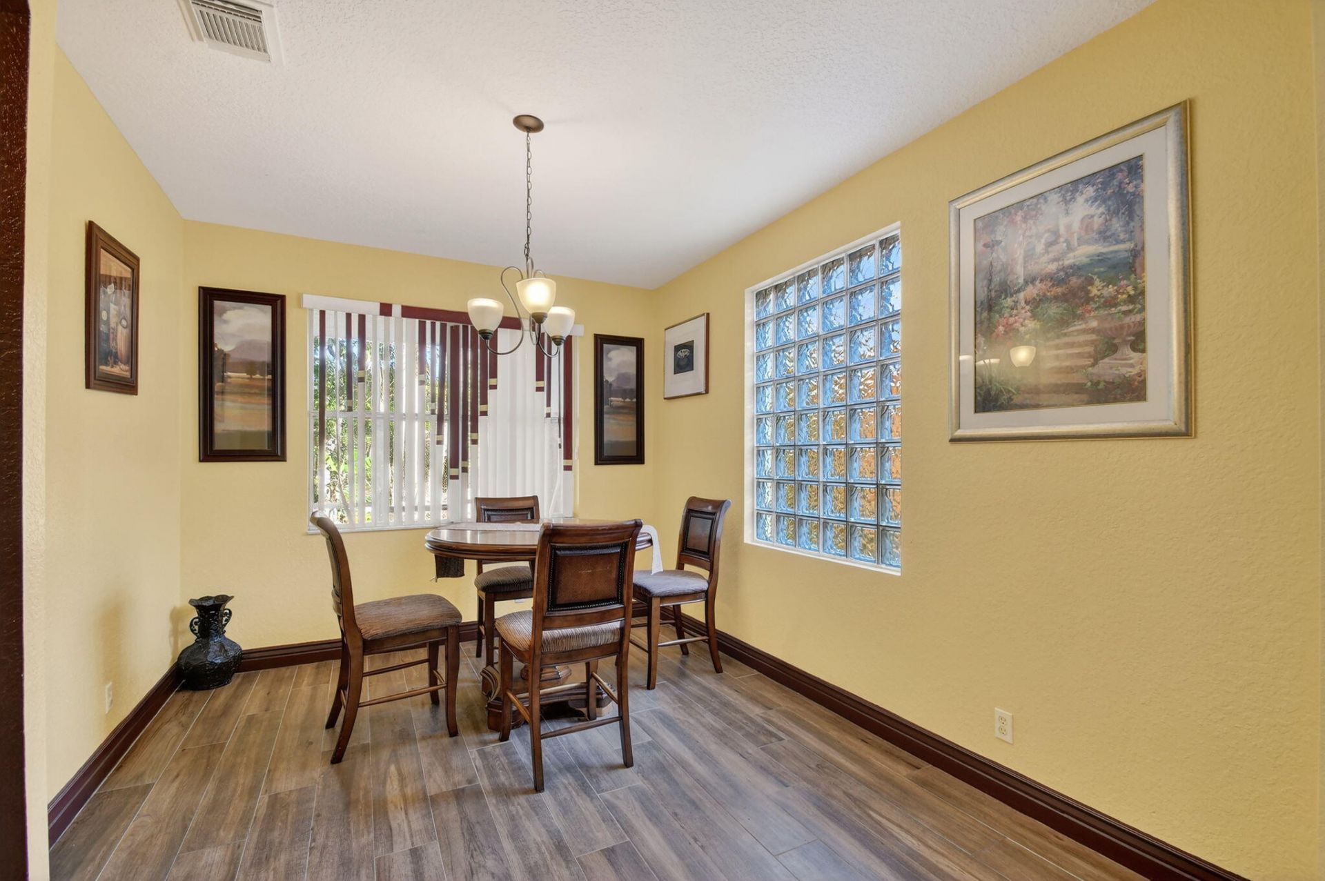 876 Gazetta Way, West Palm Beach, FL 33413 Photo