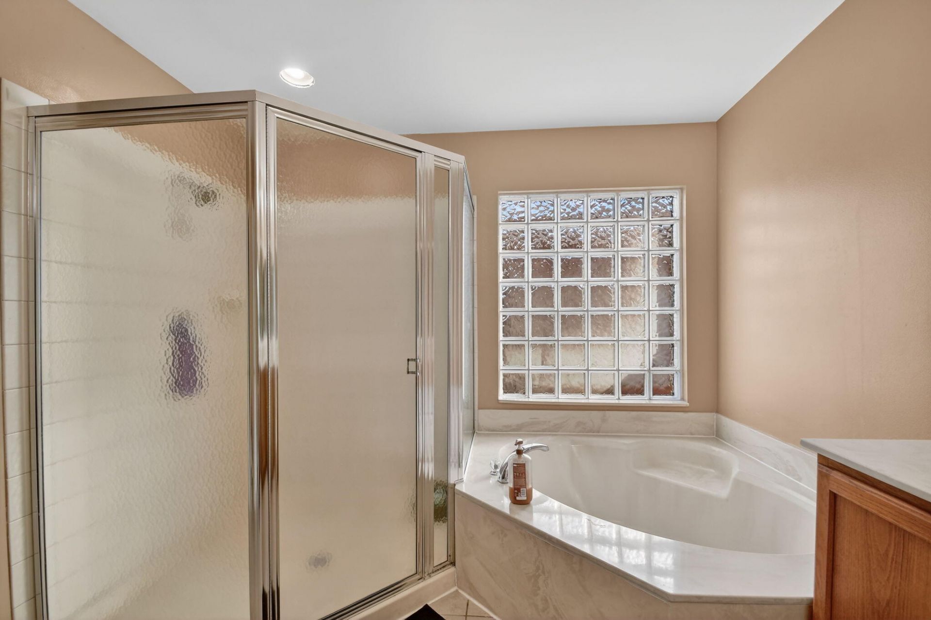 876 Gazetta Way, West Palm Beach, FL 33413 Photo