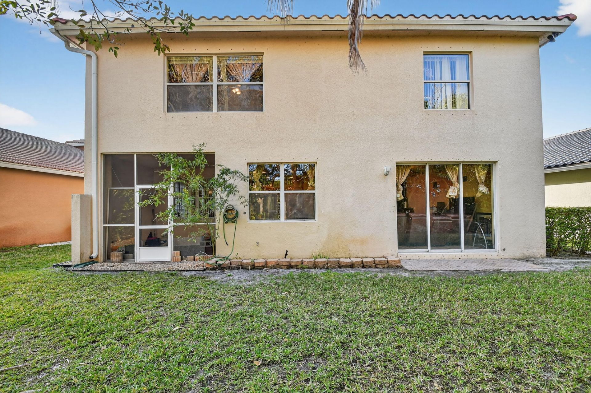 876 Gazetta Way, West Palm Beach, FL 33413 Photo