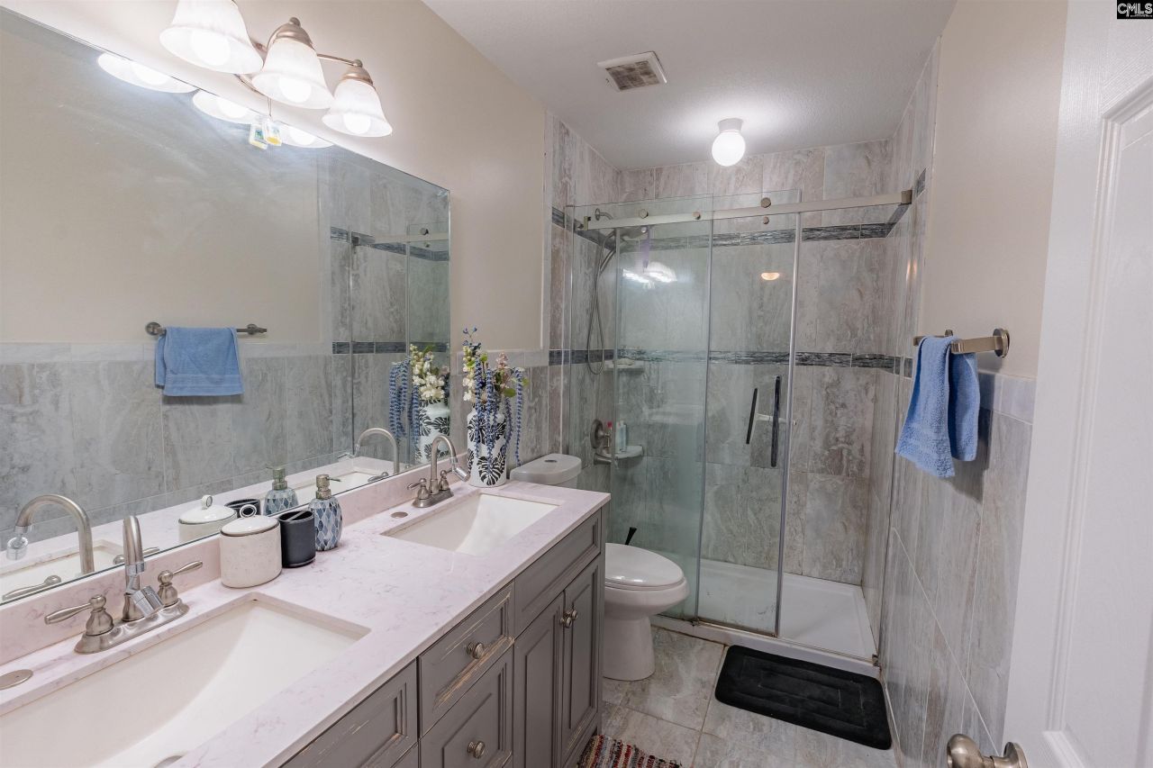 773 Saxony Drive Photo 20