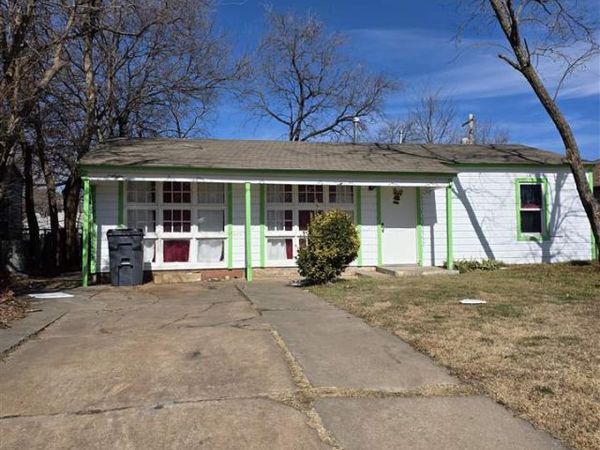 2713 SW I Ave, Lawton, OK 73505