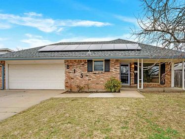 815 NW 49th St, Lawton, OK 73505
