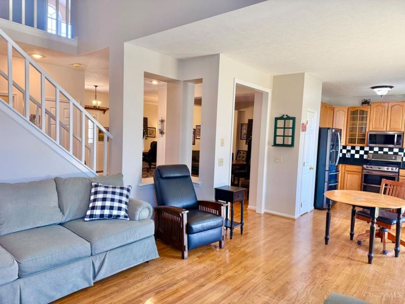 9547 Carriage Run Circle, Deerfield Twp., OH 45140 Photo 3