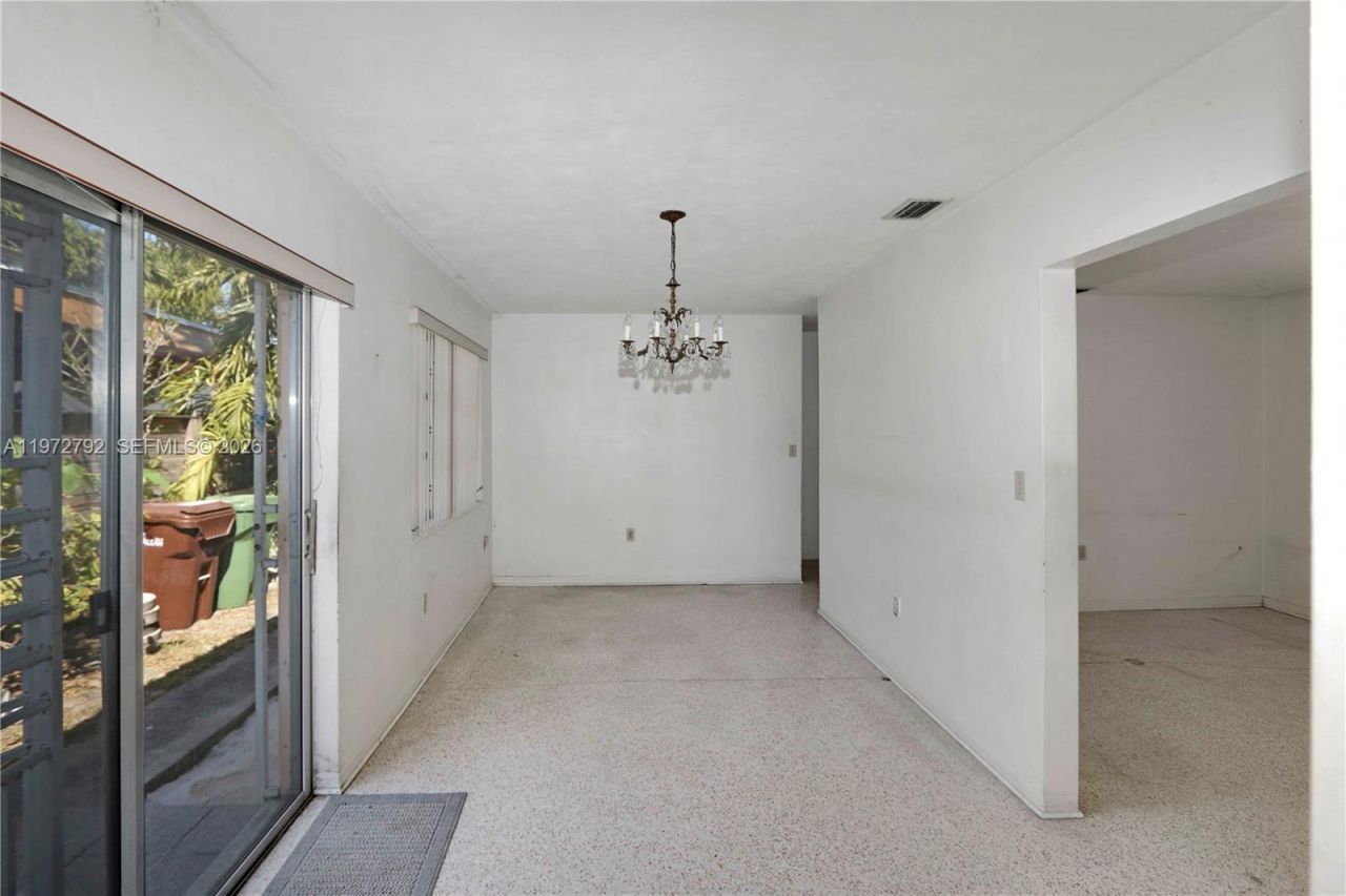 799 E 30th St , Hialeah, FL 33013 Photo