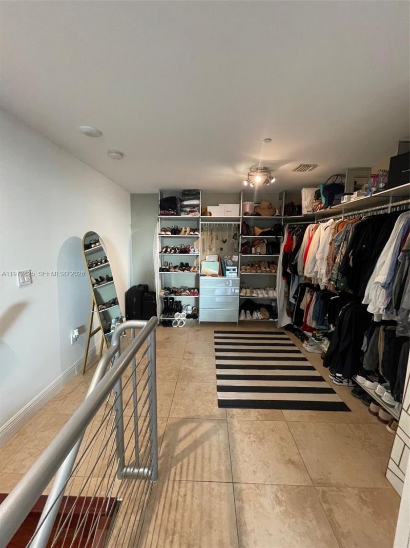 1050 Brickell Ave , Unit 410, Miami, FL 33131 Photo