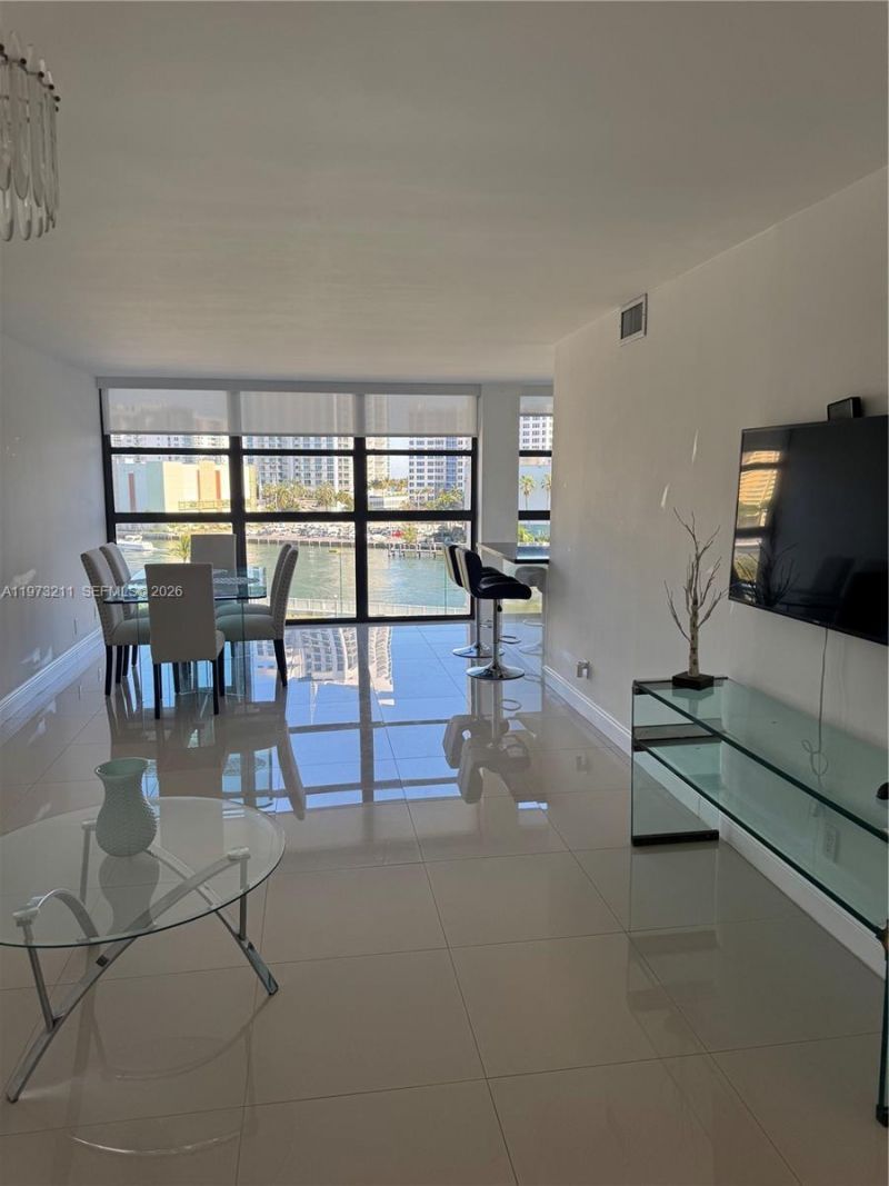 400 Leslie Dr, Unit 602, Hallandale Beach, FL 33009 Photo