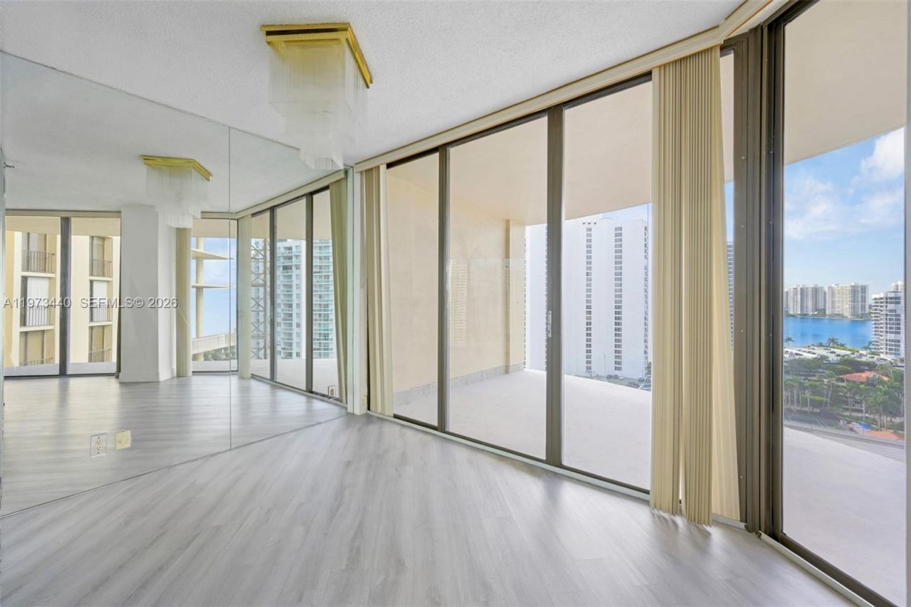 19355 Turnberry Way, Unit 15G, Aventura, FL 33180 Photo