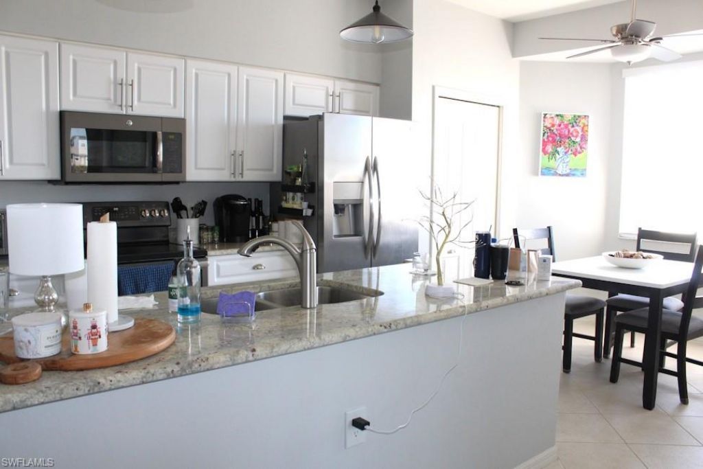 16615 Lake Circle Dr, Unit 447, Fort Myers, FL 33908 Photo