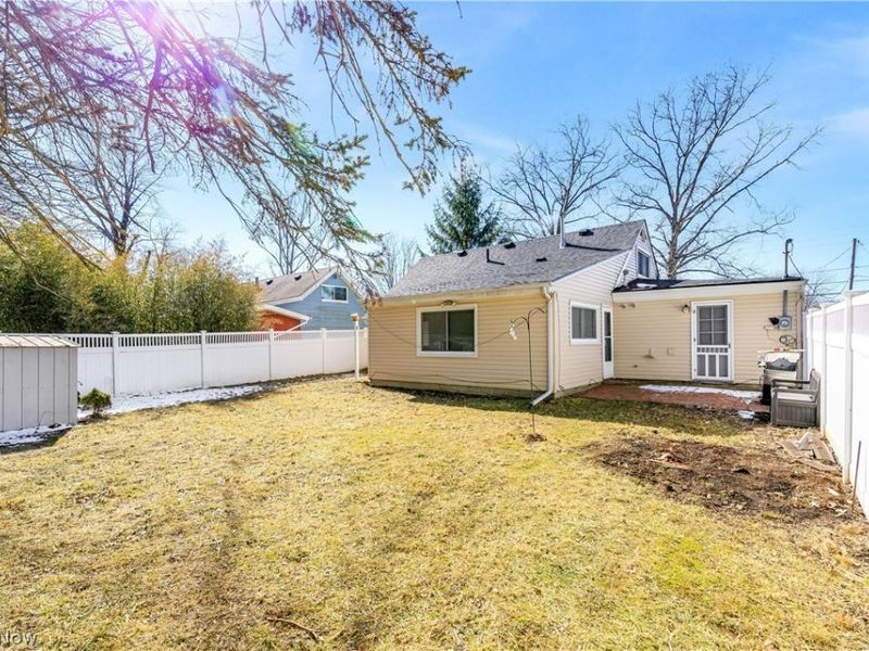 688 Irving Park Boulevard, Sheffield Lake, OH 44054 Photo 29