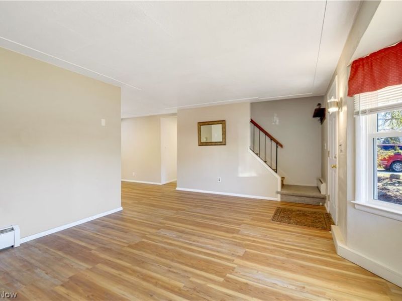 688 Irving Park Boulevard, Sheffield Lake, OH 44054 Photo 4