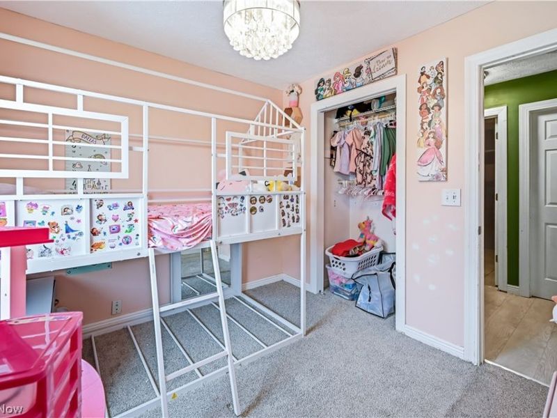 465 S Colonial Drive, Cortland, OH 44410 Photo 12