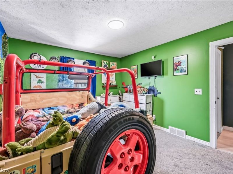 465 S Colonial Drive, Cortland, OH 44410 Photo 15