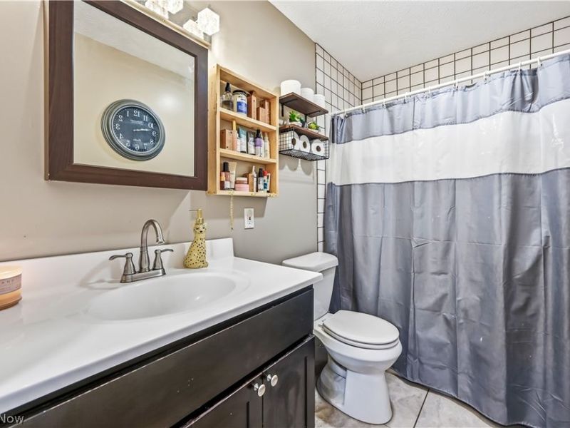 465 S Colonial Drive, Cortland, OH 44410 Photo 20