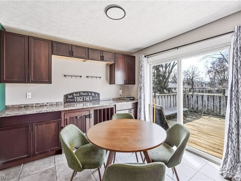 465 S Colonial Drive, Cortland, OH 44410 Photo 24