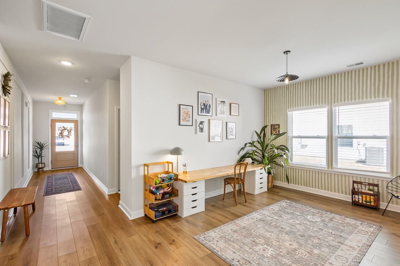 249 Lucca Drive Photo 3