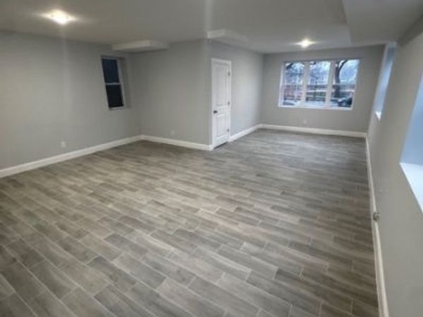 80 S Devine St, Newark, NJ 07106