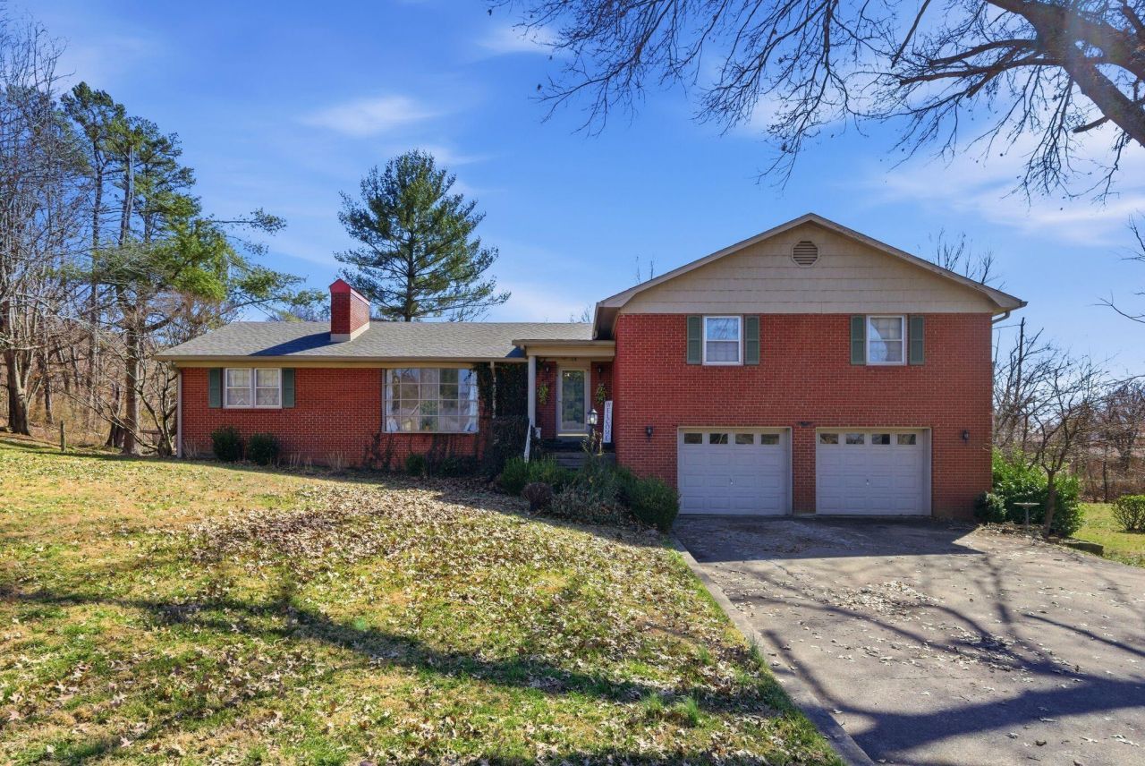 188 Geneva Avenue, Irvine, KY 40336 Main Photo