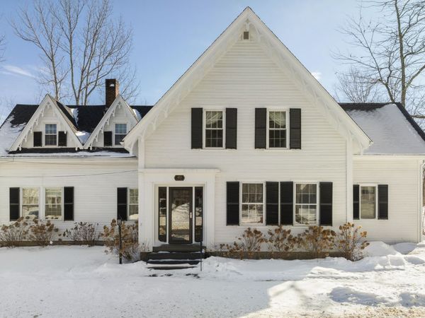 49 Mills Road, Newcastle, ME 04553