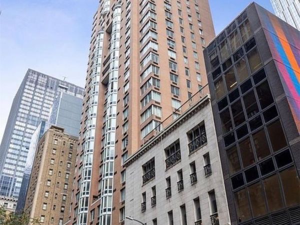 145 E 48th Street, Unit 19C, New York (Manhattan), NY 10017