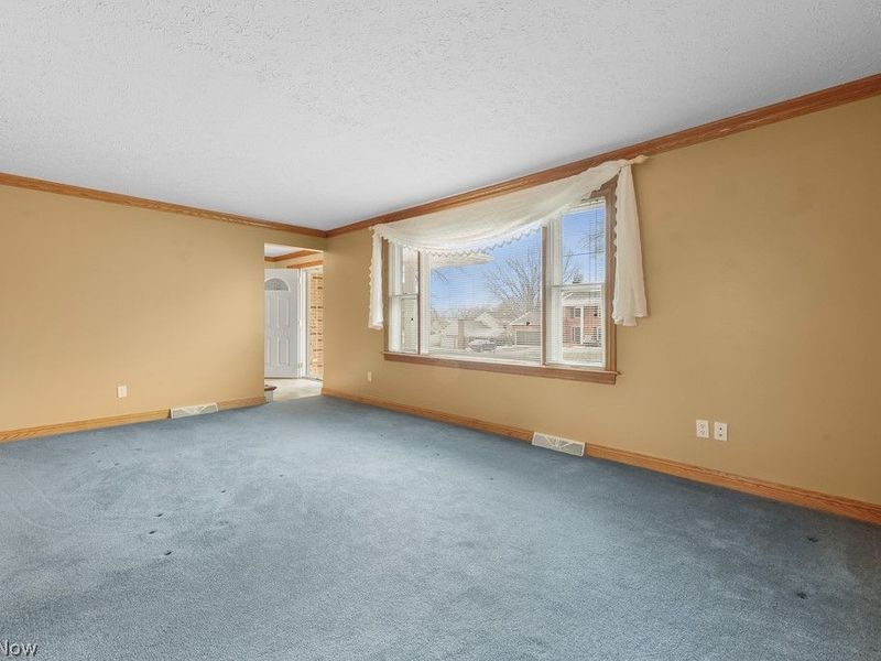 2761 Crompton Street NE, Canton, OH 44721 Photo 15