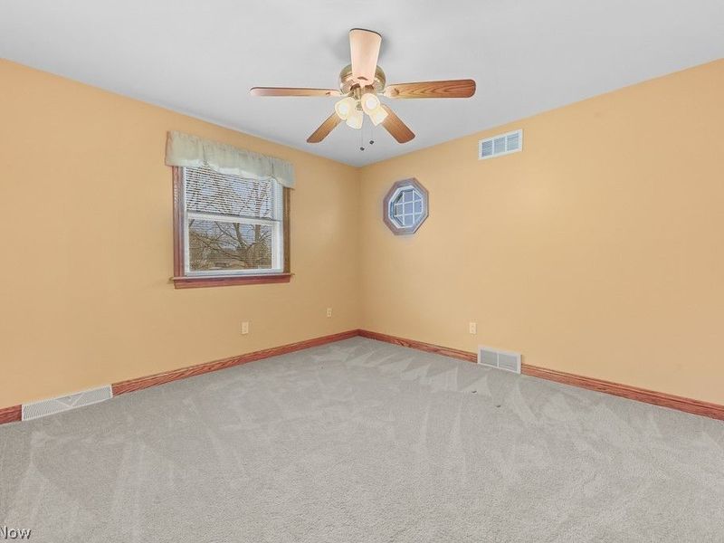 2761 Crompton Street NE, Canton, OH 44721 Photo 20