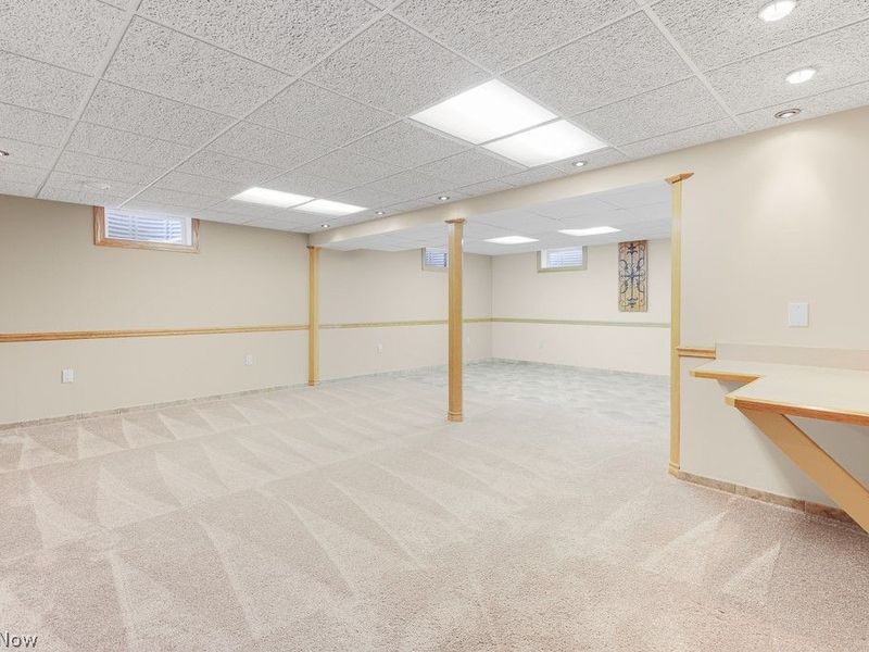 2761 Crompton Street NE, Canton, OH 44721 Photo 32