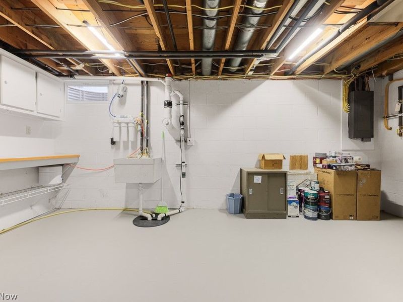 2761 Crompton Street NE, Canton, OH 44721 Photo 37