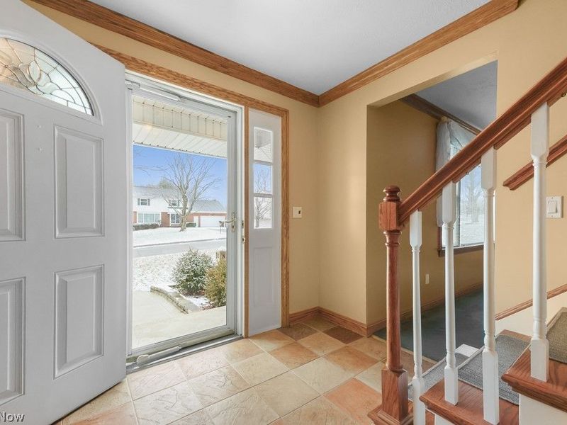 2761 Crompton Street NE, Canton, OH 44721 Photo 4