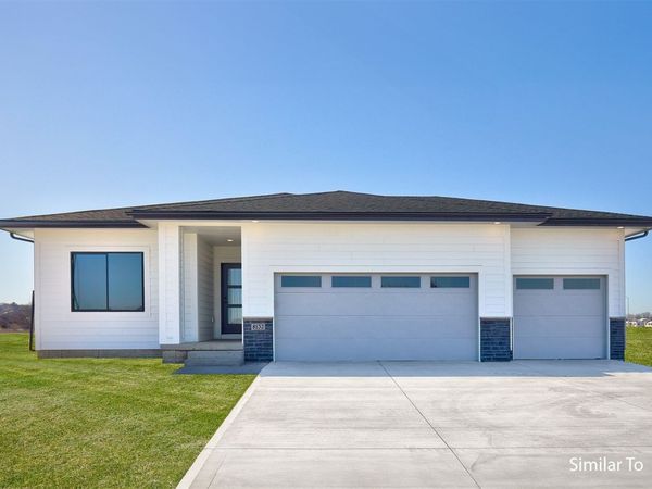 1800 SW Sienna Court, Grimes, IA 50111