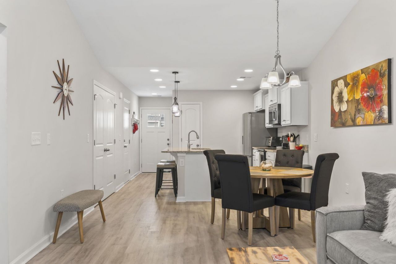 164 Machrie Loop Photo 13