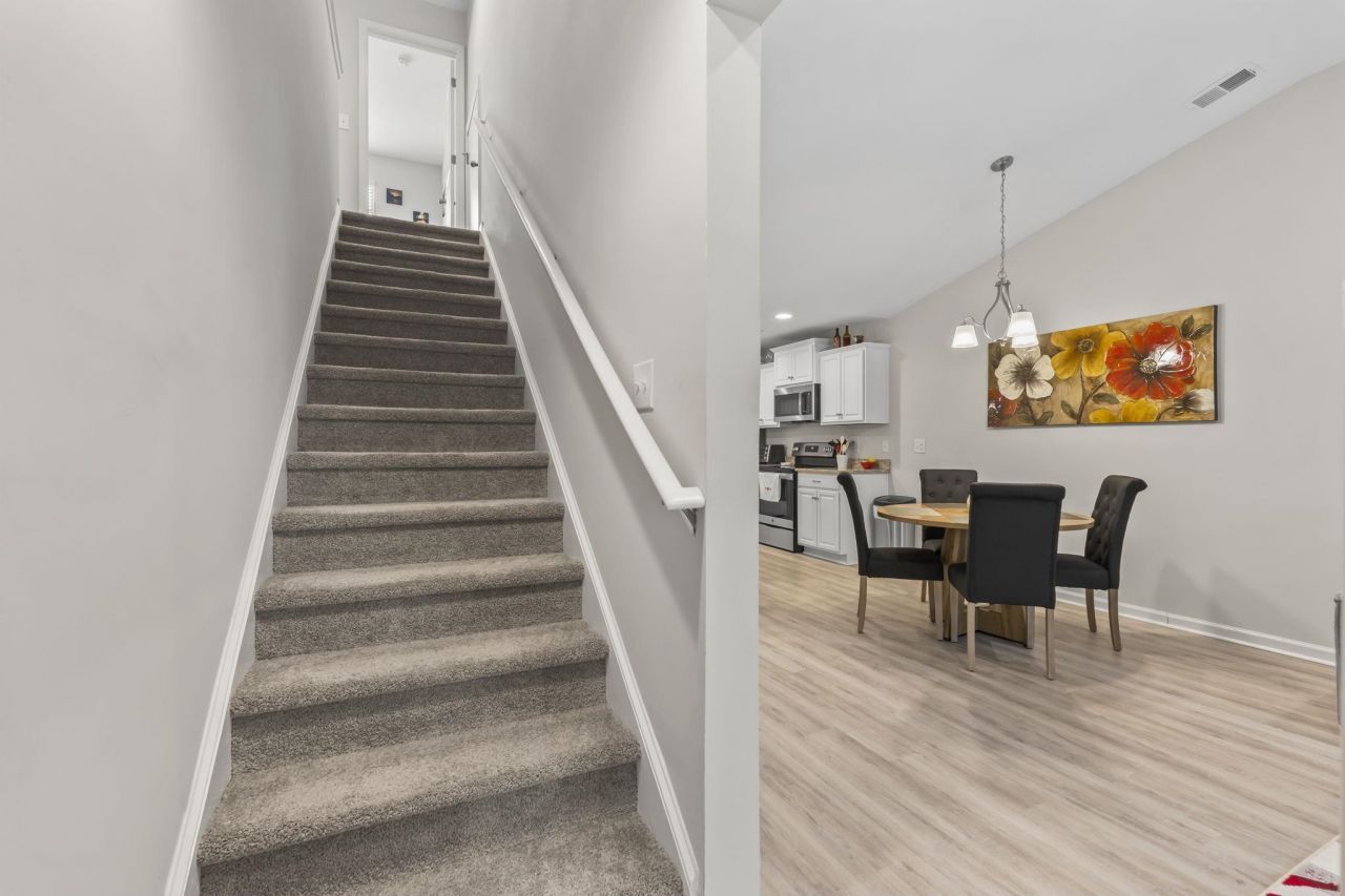 164 Machrie Loop Photo 22