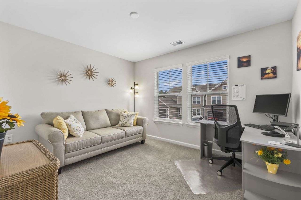 164 Machrie Loop Photo 26