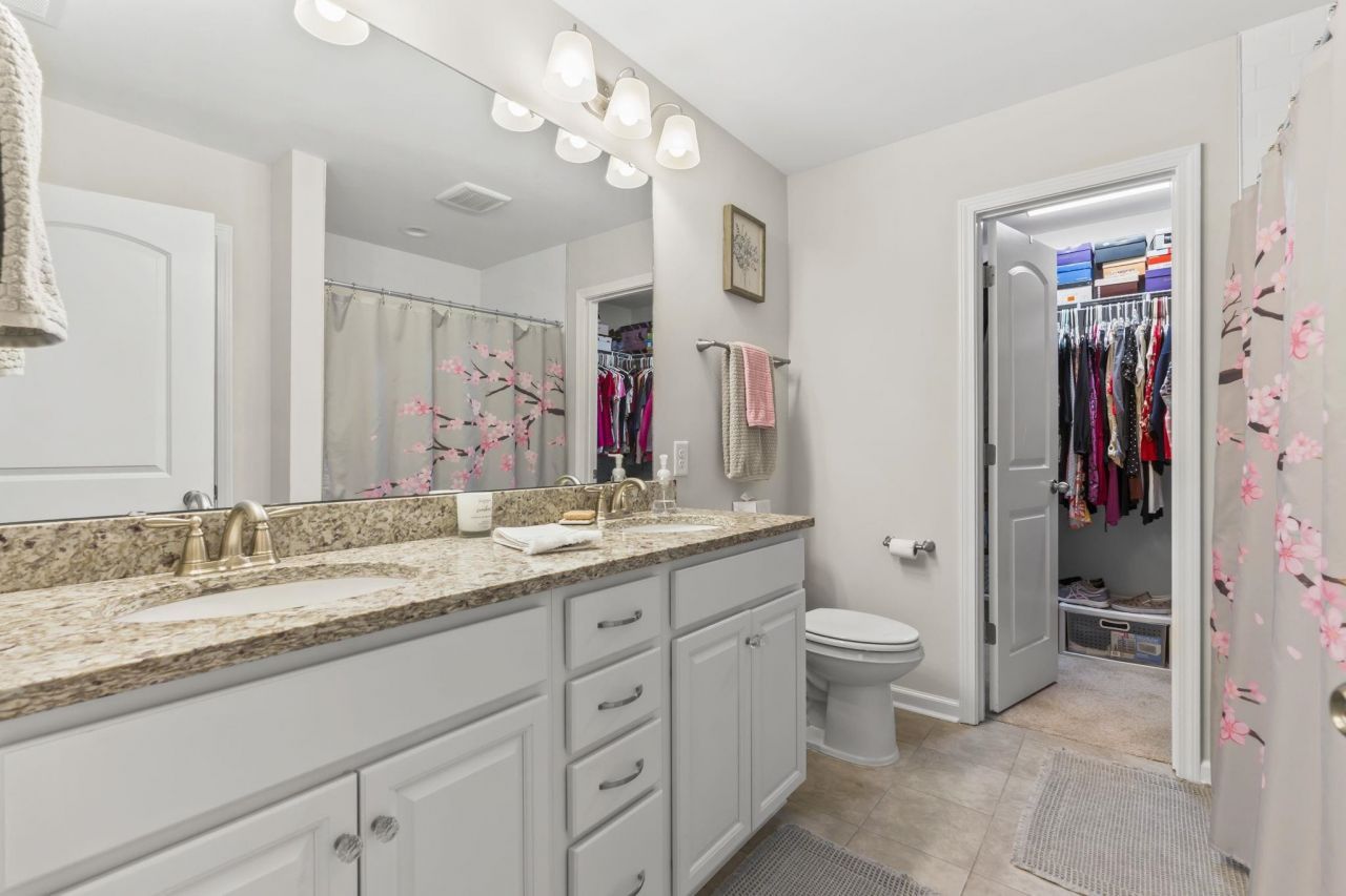 164 Machrie Loop Photo 6