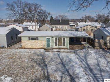 1014 W 31 Avenue, Bellevue, NE 68005