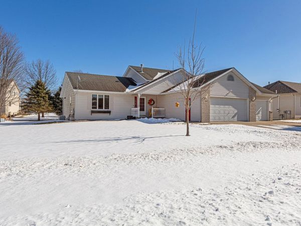 509 Chatfield Lane, Belle Plaine, MN 56011