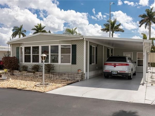 21 San Lu Rue AVE , Unit 21, NAPLES, FL 34104