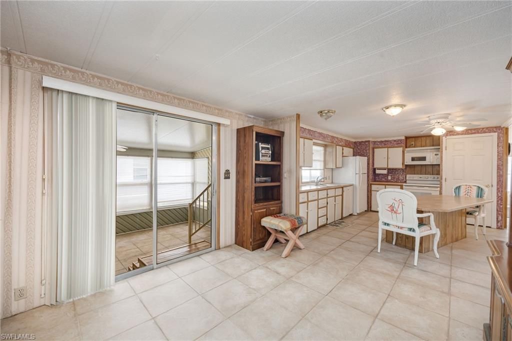 21 San Lu Rue Ave, Unit 21, Naples, FL 34104 Photo