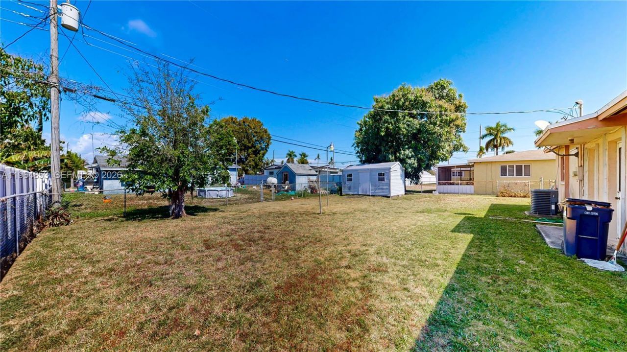 10721 SW 149th Ter , Miami, FL 33176 Photo