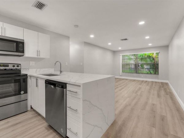 10379 NW 35th St , Unit 10379, Coral Springs, FL 33065