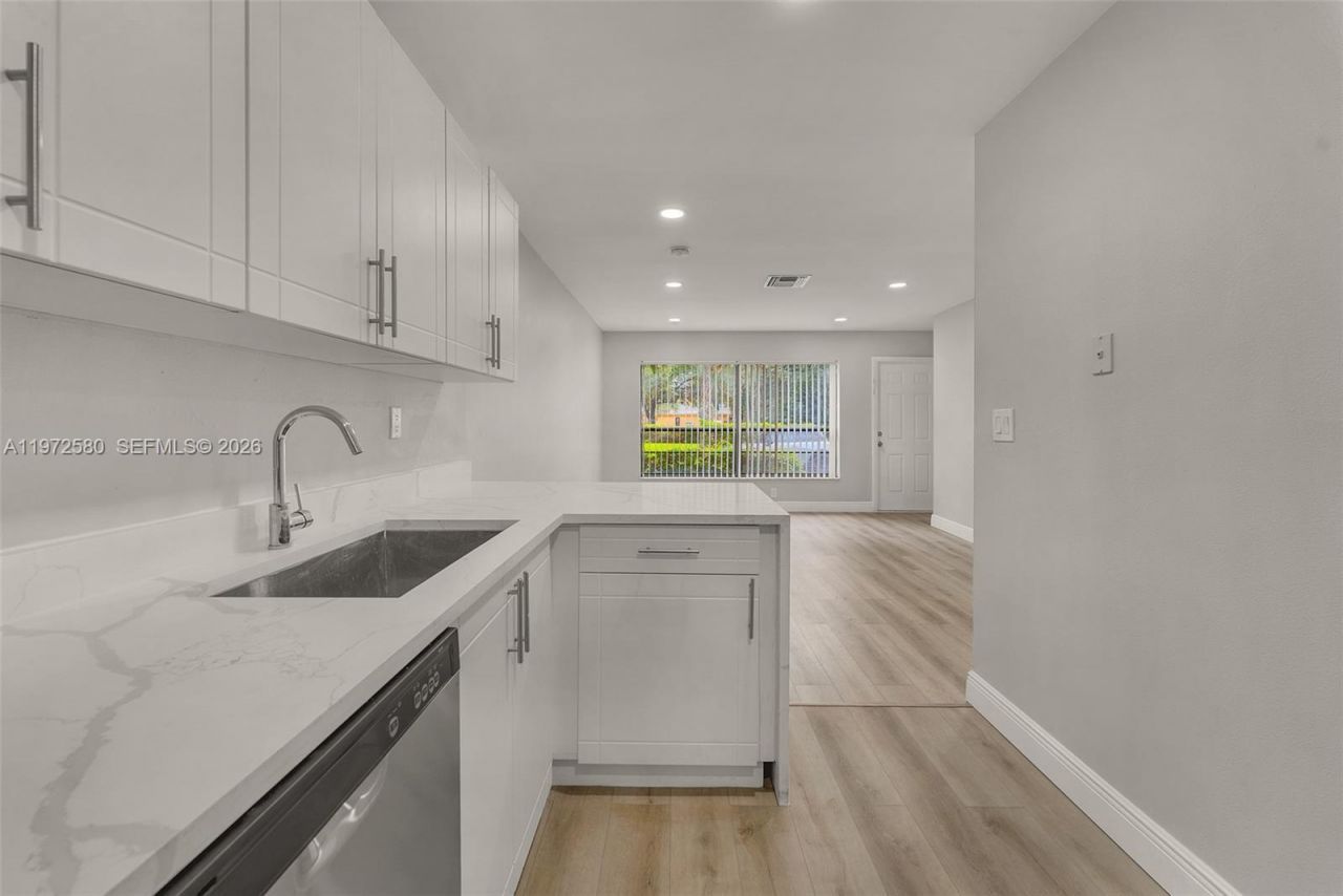 10379 NW 35th St , Unit 10379, Coral Springs, FL 33065 Photo