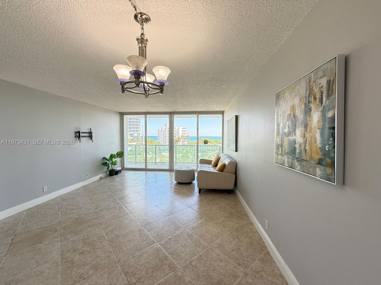 100 Bayview Dr , Unit 610, Sunny Isles Beach, FL 33160 Photo