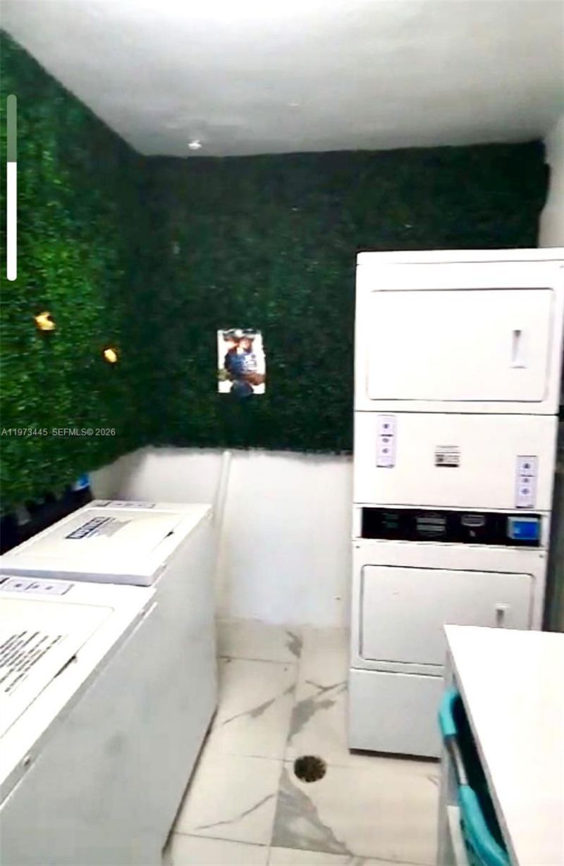 2101 Normandy Dr, Unit 310, Miami Beach, FL 33141 Photo