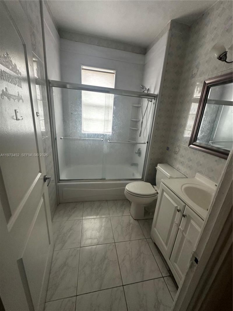 3401 SW 24th Ter, Unit 3401, Miami, FL 33145 Photo