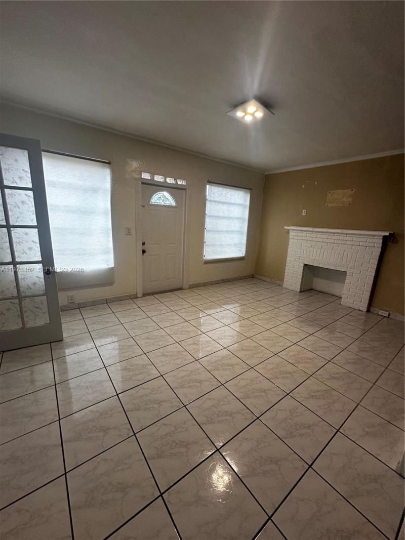3401 SW 24th Ter, Unit 3401, Miami, FL 33145 Photo
