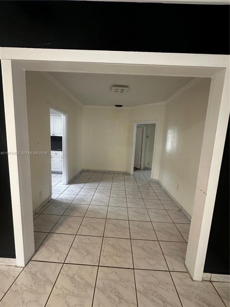 3401 SW 24th Ter, Unit 3401, Miami, FL 33145 Photo