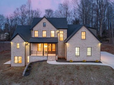 1148 Val Terrace Court, Forest, VA 24551