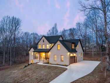 1148 Val Terrace Court, Forest, VA 24551
