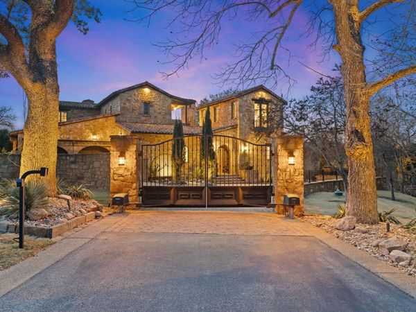 119 Plaza Escondido, Horseshoe Bay, TX 78657