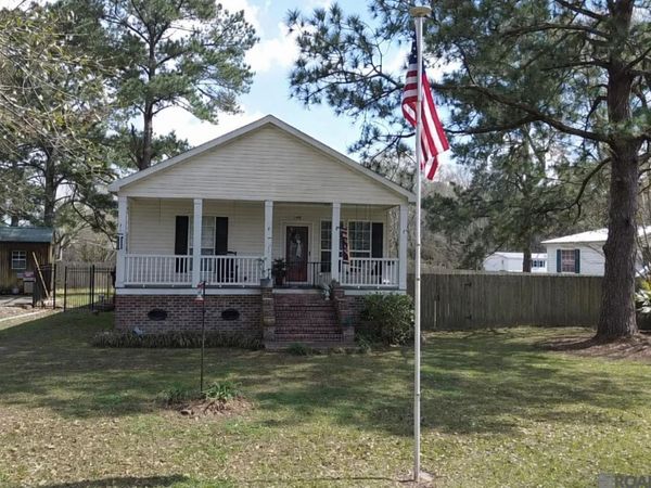 13486 Liberty Ln, St Amant, LA 70774